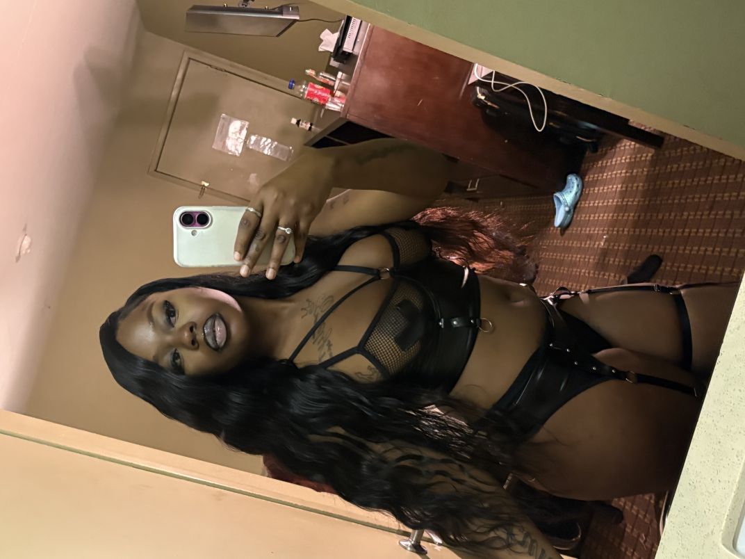 Nicki 5