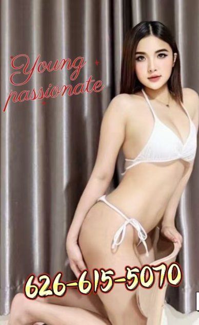 ❤️Sexy Busty Attr 3