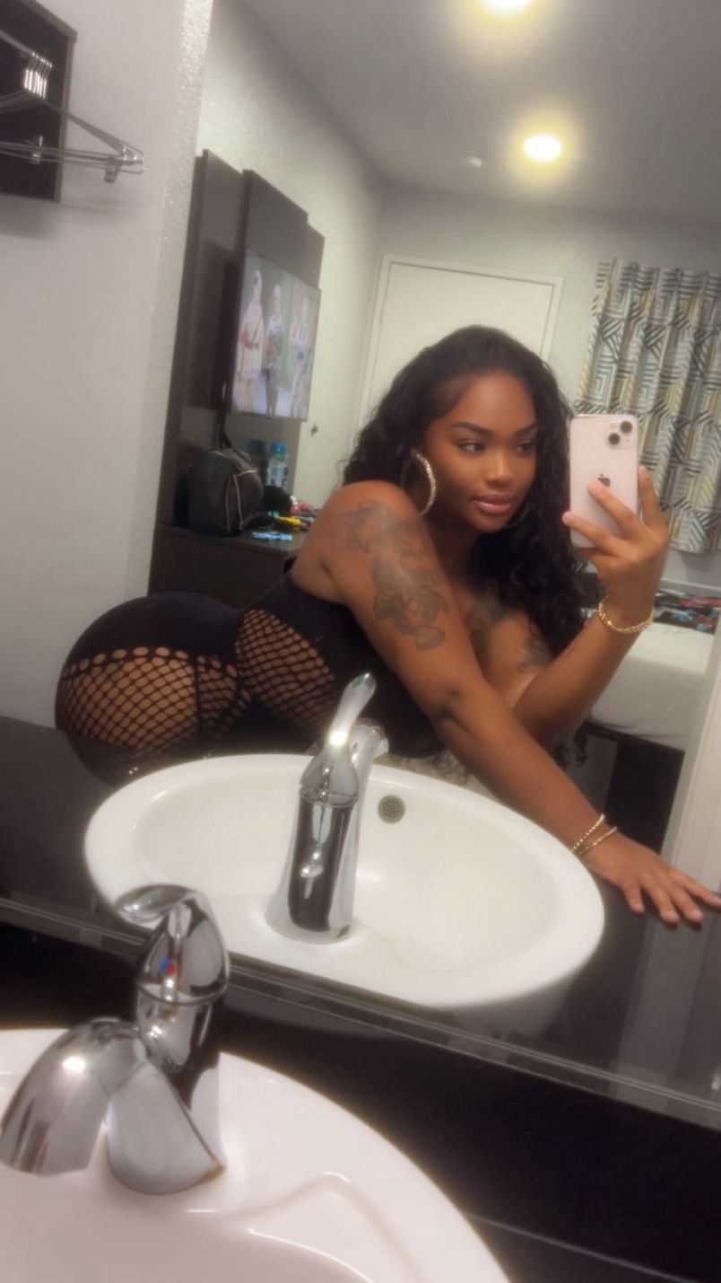 Skylar 6