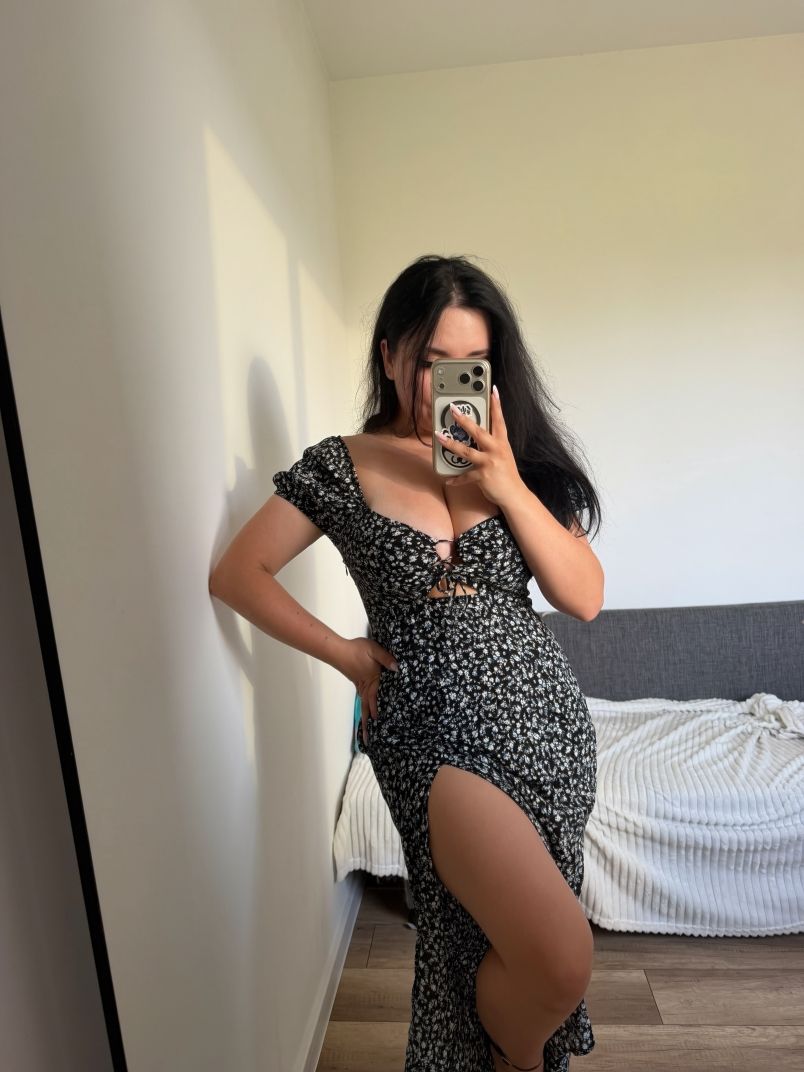 Santos Nicole 4