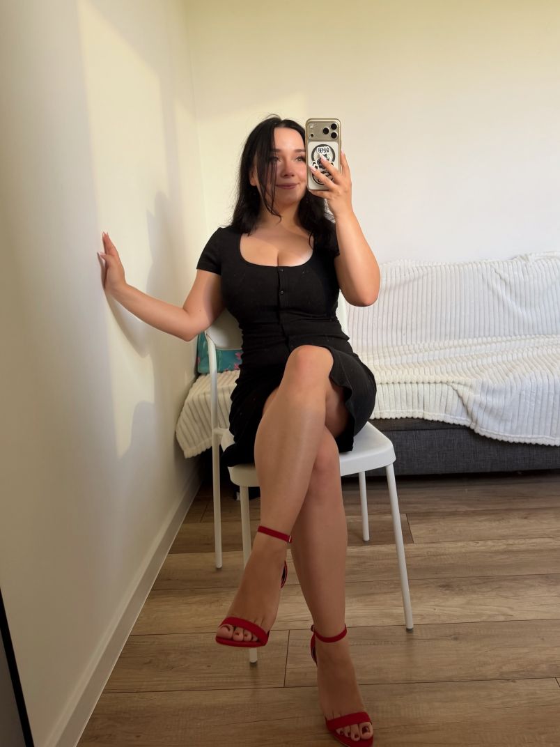 Nicole 1