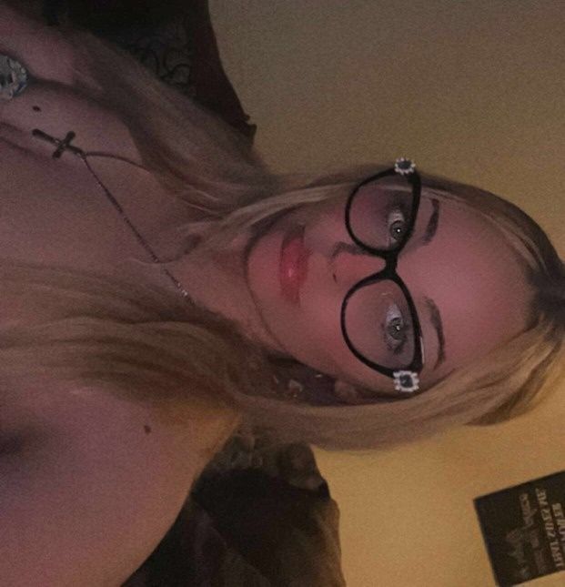 REVIEWED Escort Babyl 1