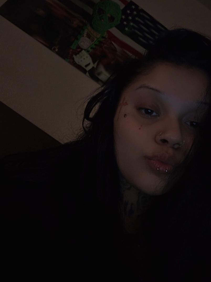 REVIEWED Escort Babyl 1