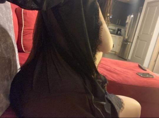 REVIEWED Escort Babyl 1