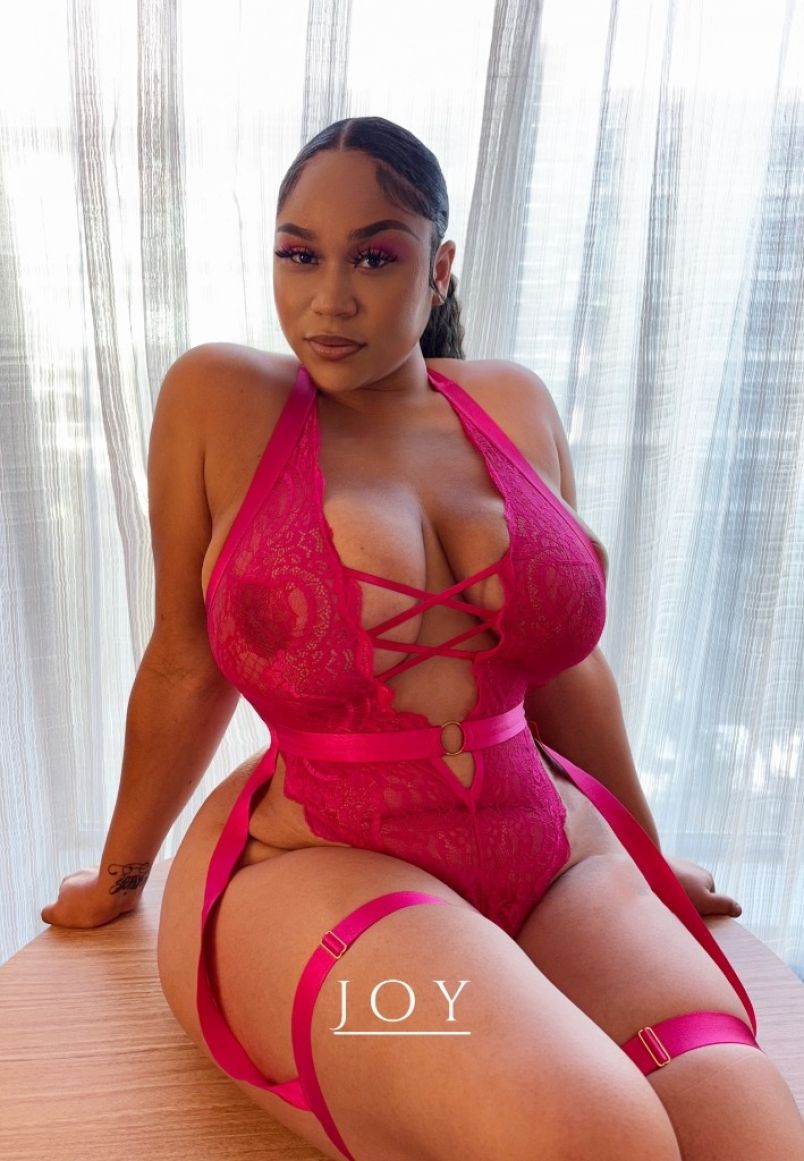 REVIEWED Escort Babyl 1