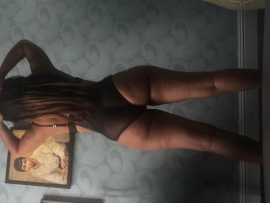 REVIEWED Escort Babyl 1