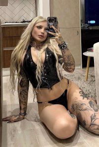 Goth Mommy 1