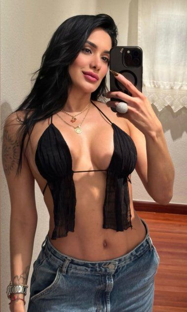 Latina deliciosa 100% 2