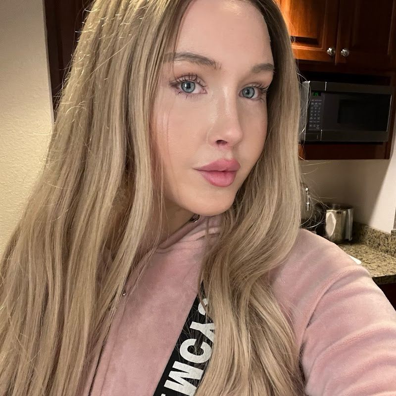 Heidi Klun 2