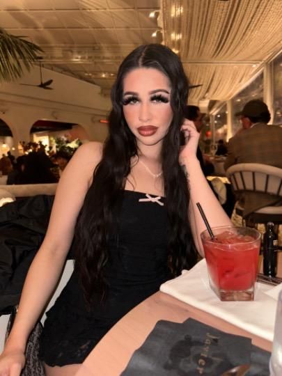 Juicy Jess 4