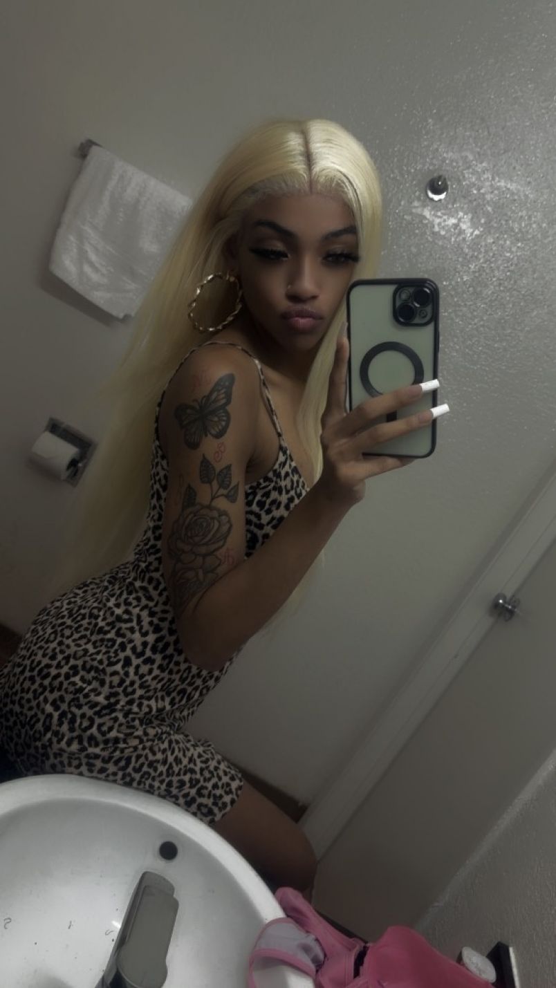 Sensual Starr 1