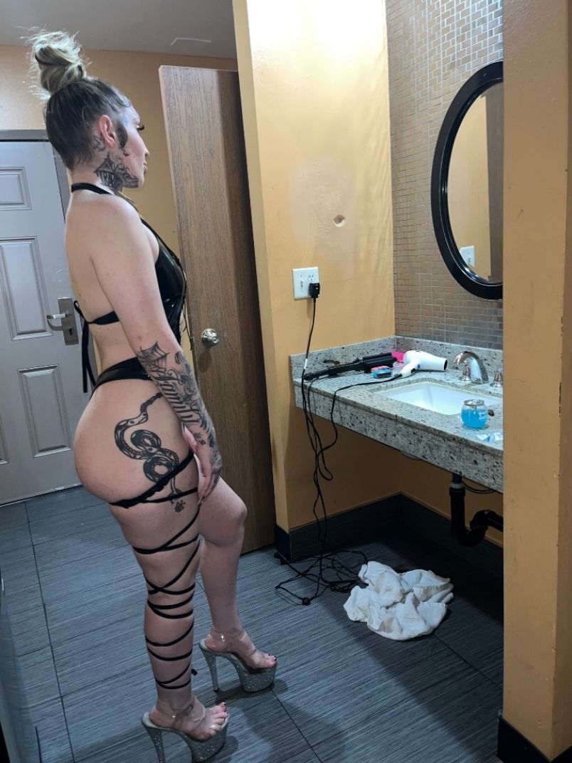 Glam Dezzy 3