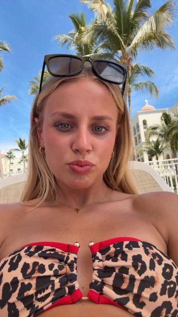 Arianacandys ✅ 2