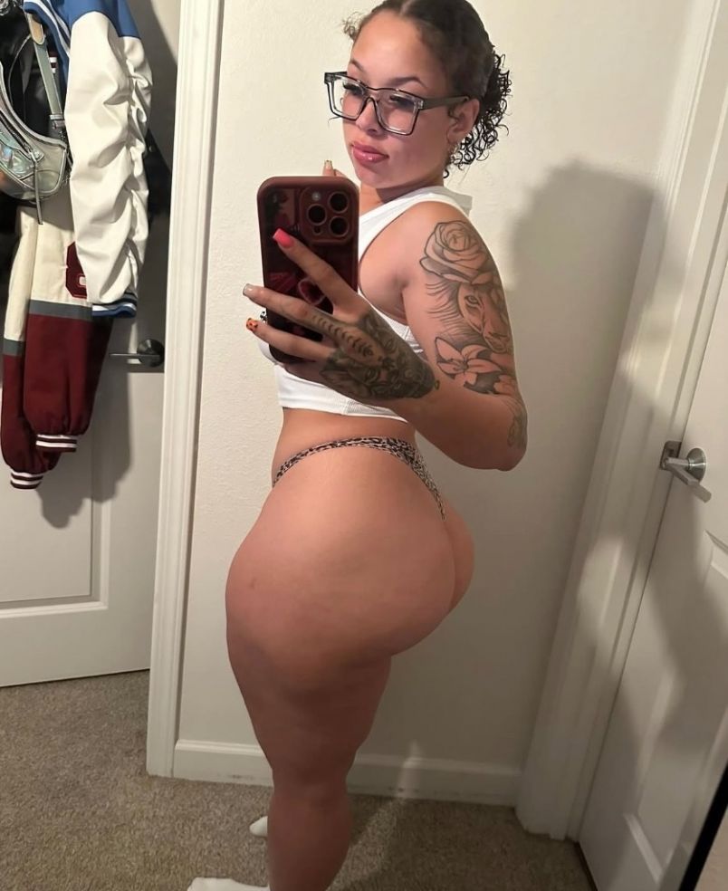 Captivating Vanessa 1