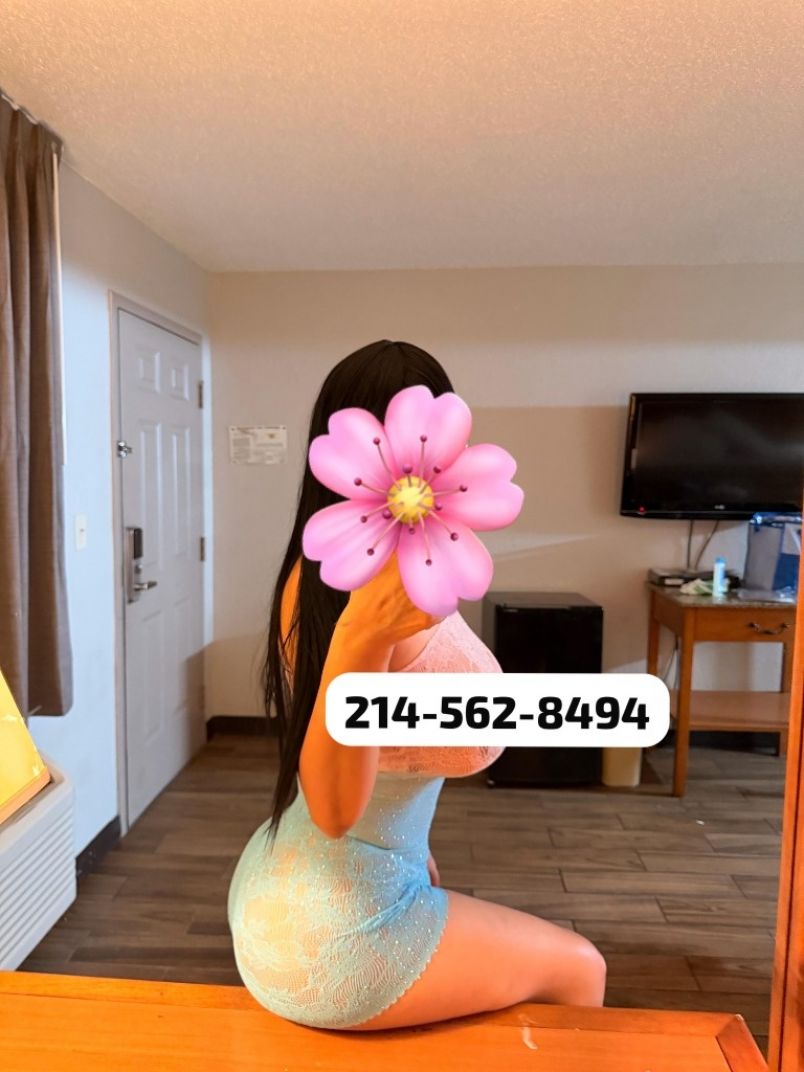 Latina Charm 2