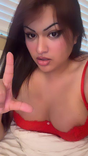 Elyse 2