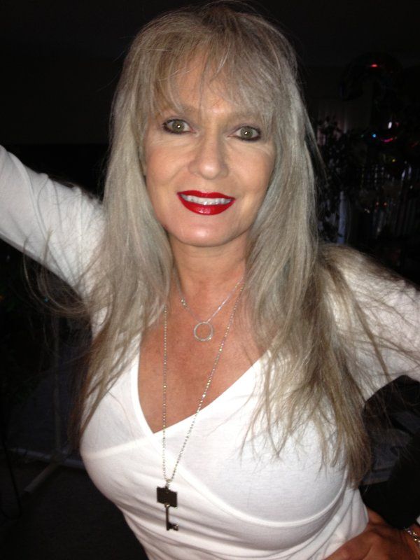 ANGELIQUE RICARD 1