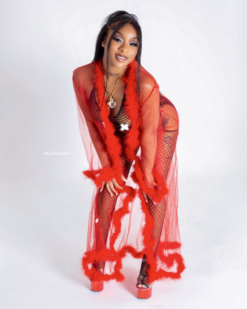 Nicki 9