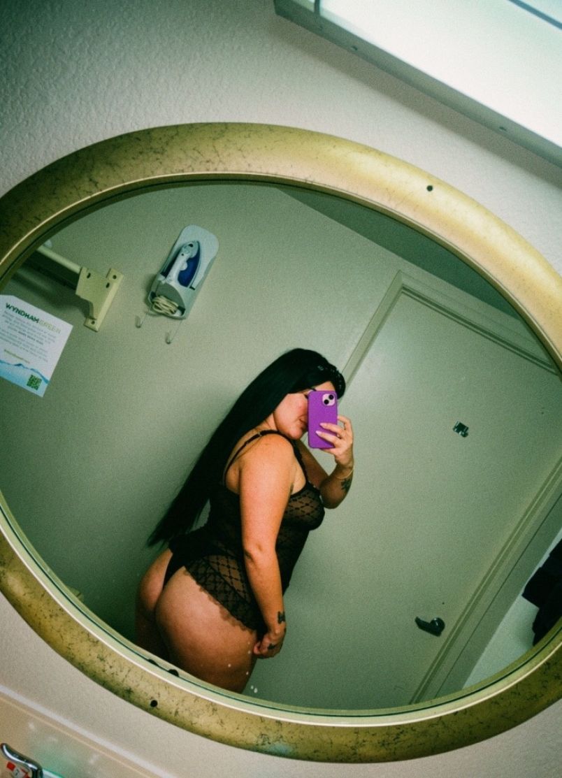 Spicy Alejandra 2
