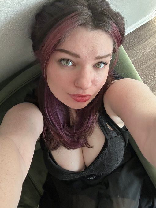 Jennifer 3