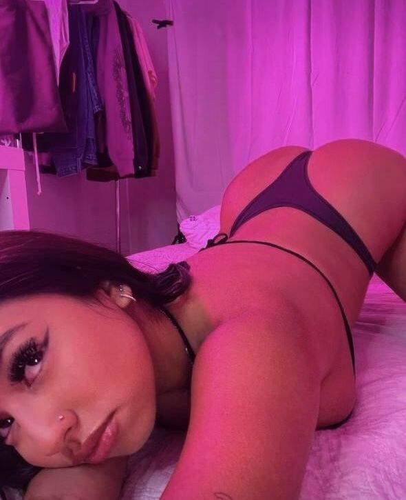 Riana 3