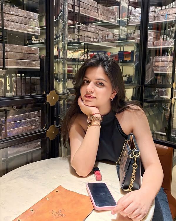 Sajjalindianescortabu 6