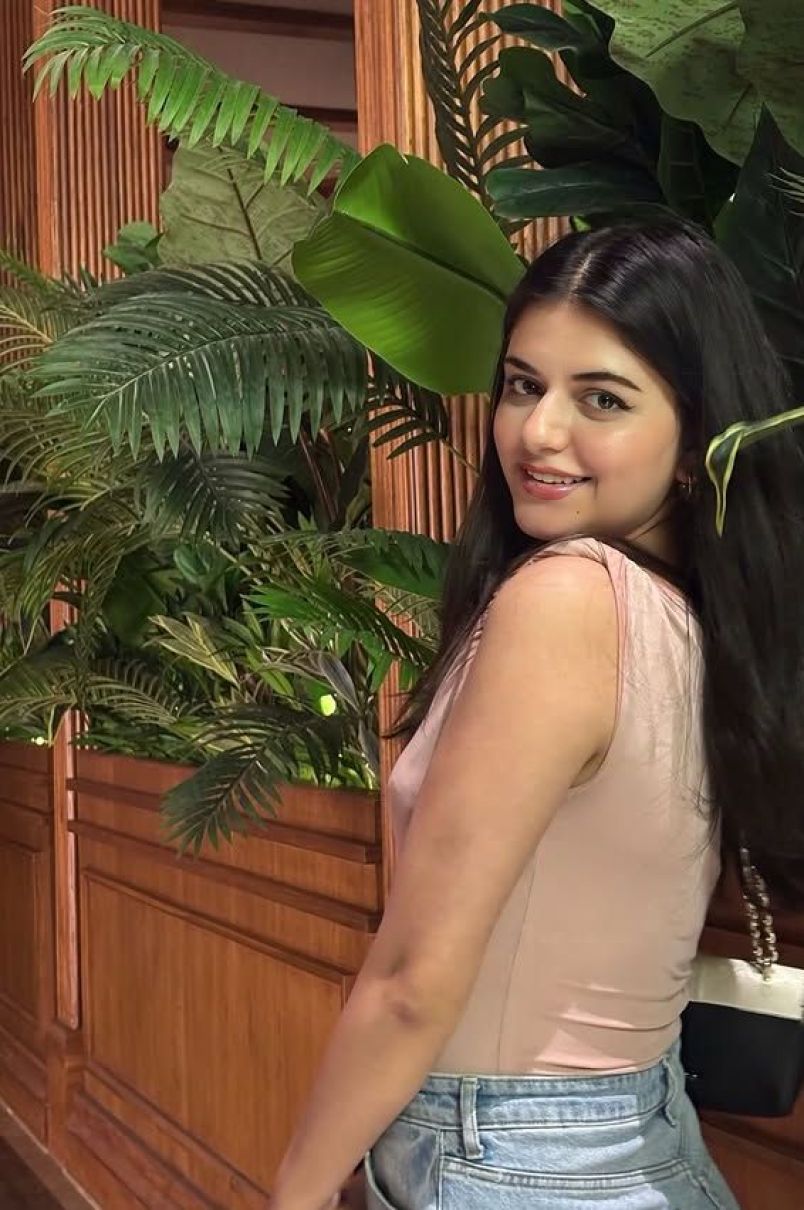 Sajjalindianescortabu 5