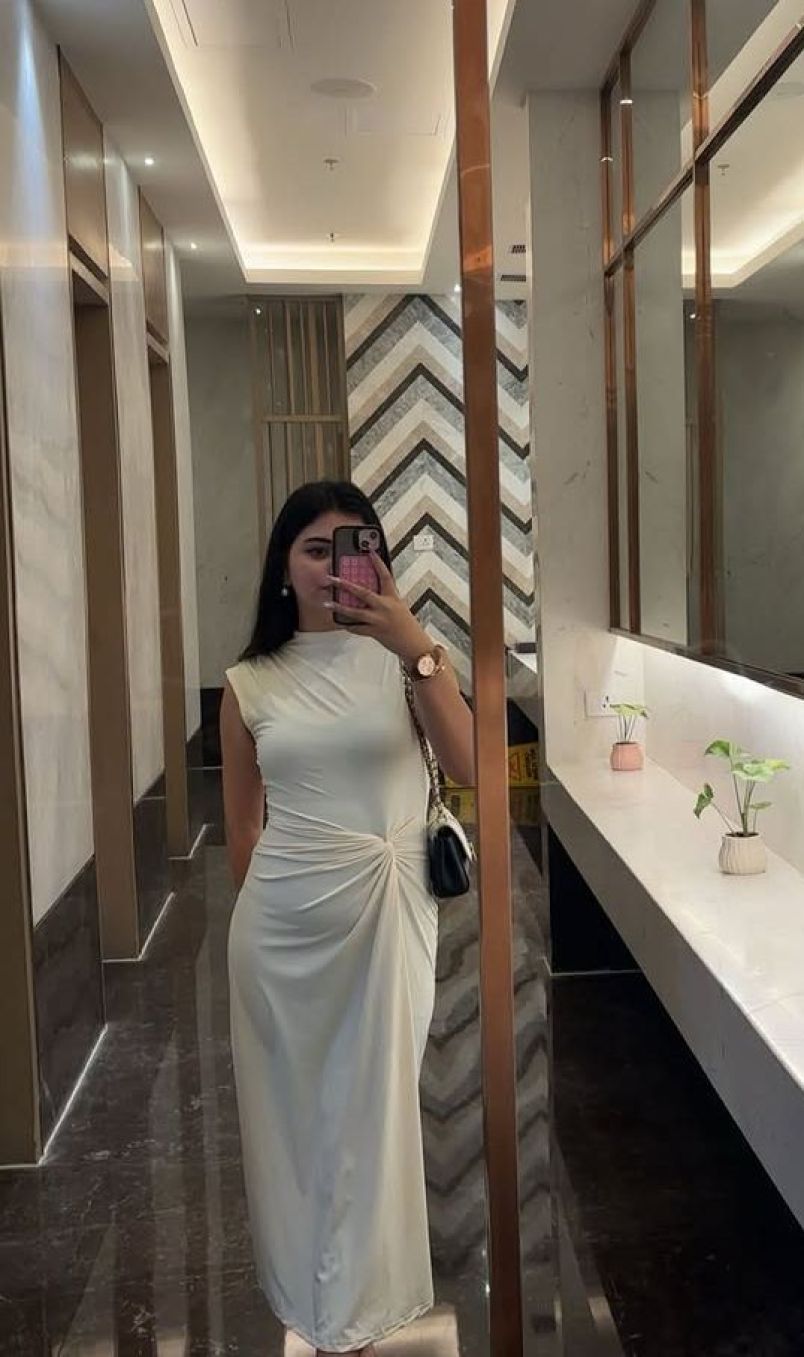 Sajjalindianescortabu 4
