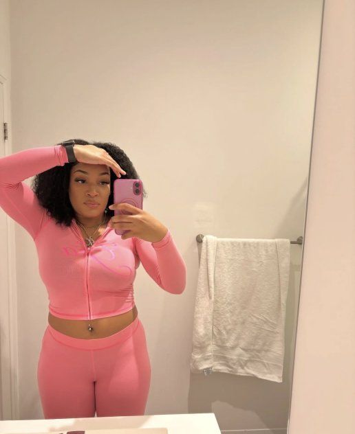 Olivia 3