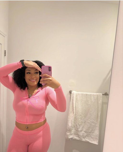 Olivia 4