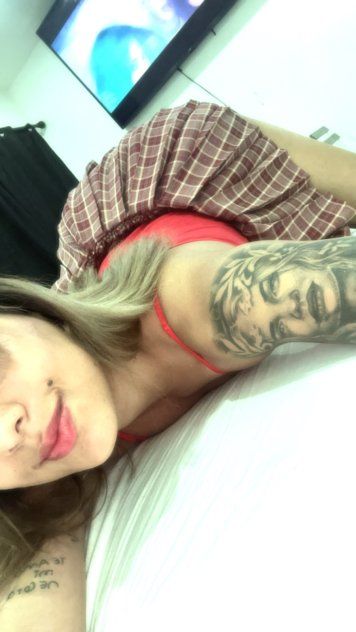 Mia 100❤️❤️ 3