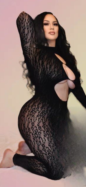 Kourtney 4