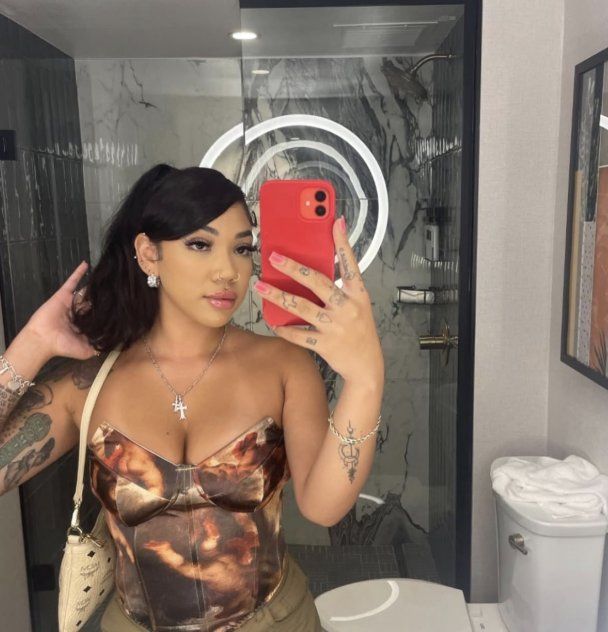 Naomi 3
