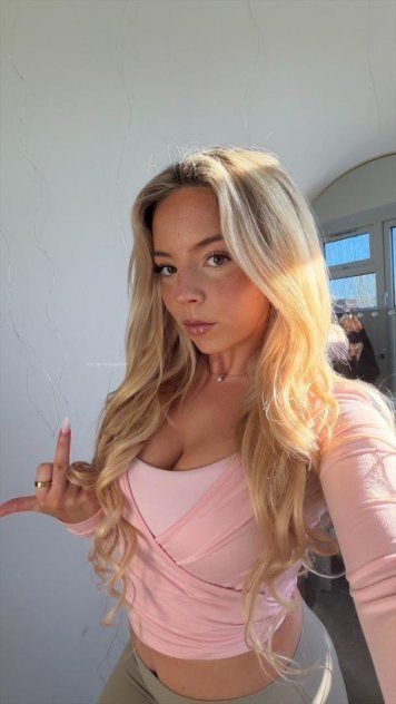 Jenny❤️ 3