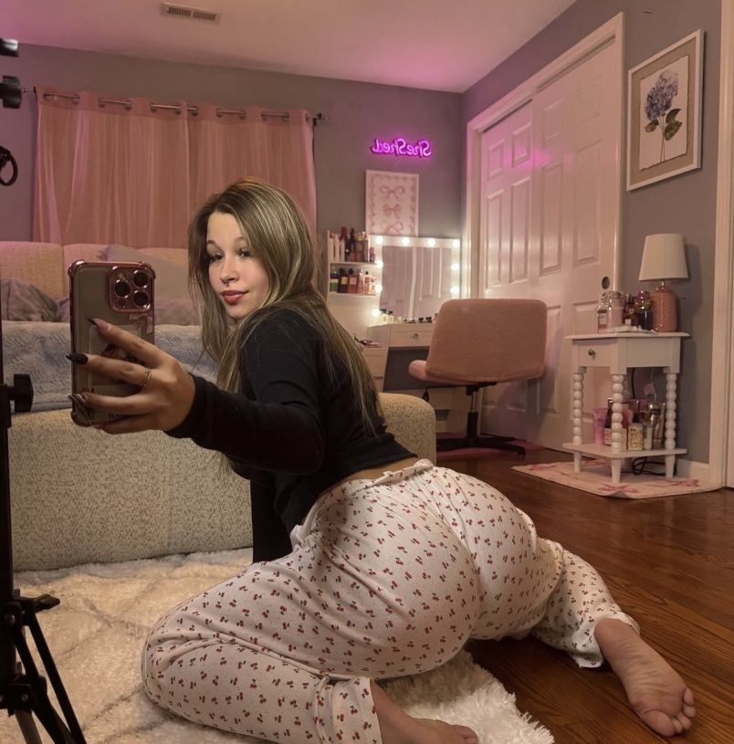 Mia 2