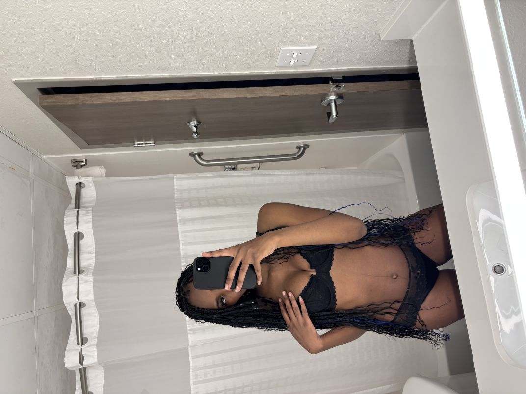 Bella 3