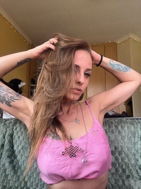 Ashley 4