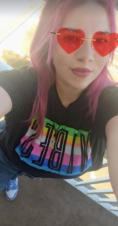 Violet 1