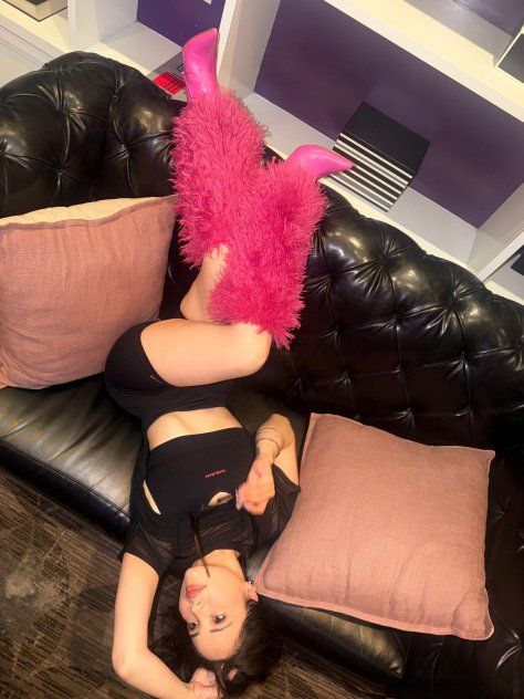Fun girl Sarah 4