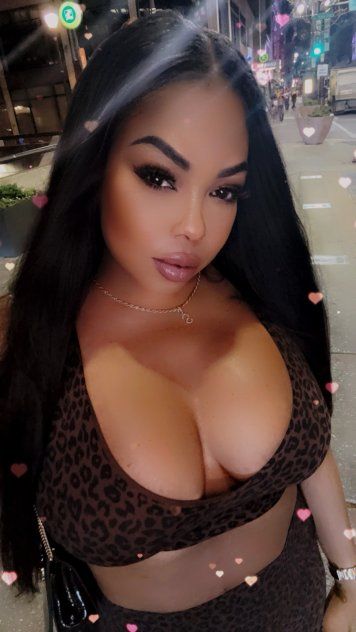 Sexy Semi 1
