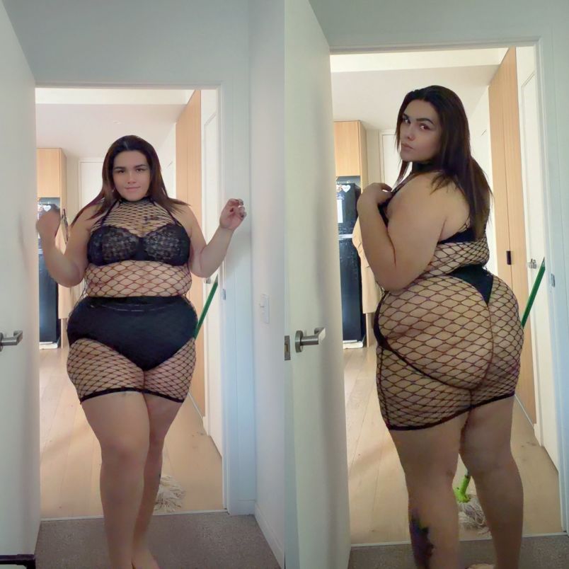 Roxxxy Hot 7