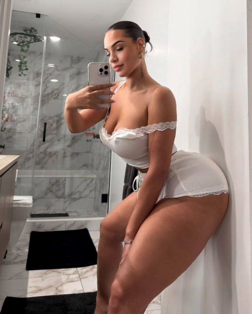 Rose  4