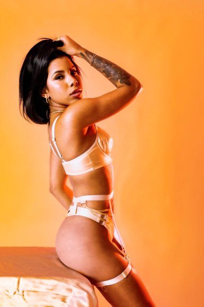 Nicole 1