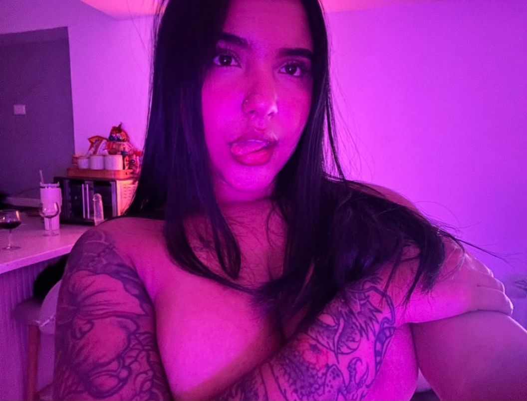 Ria Cyn 3