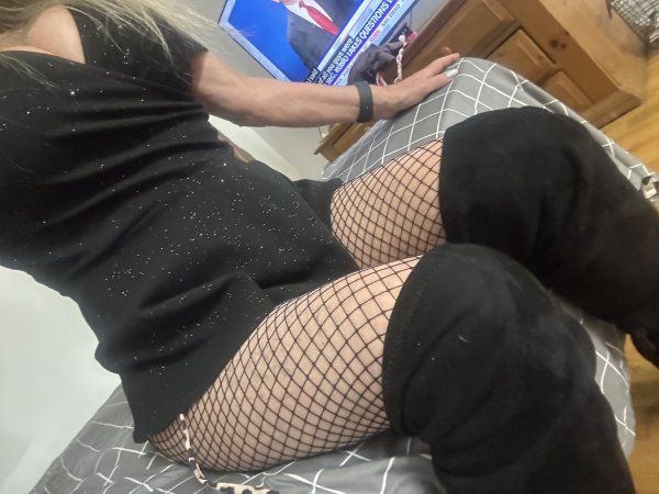 Mature Deborah 1