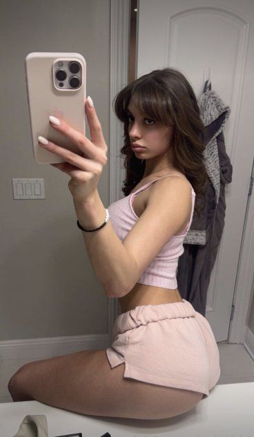 Anjy 4