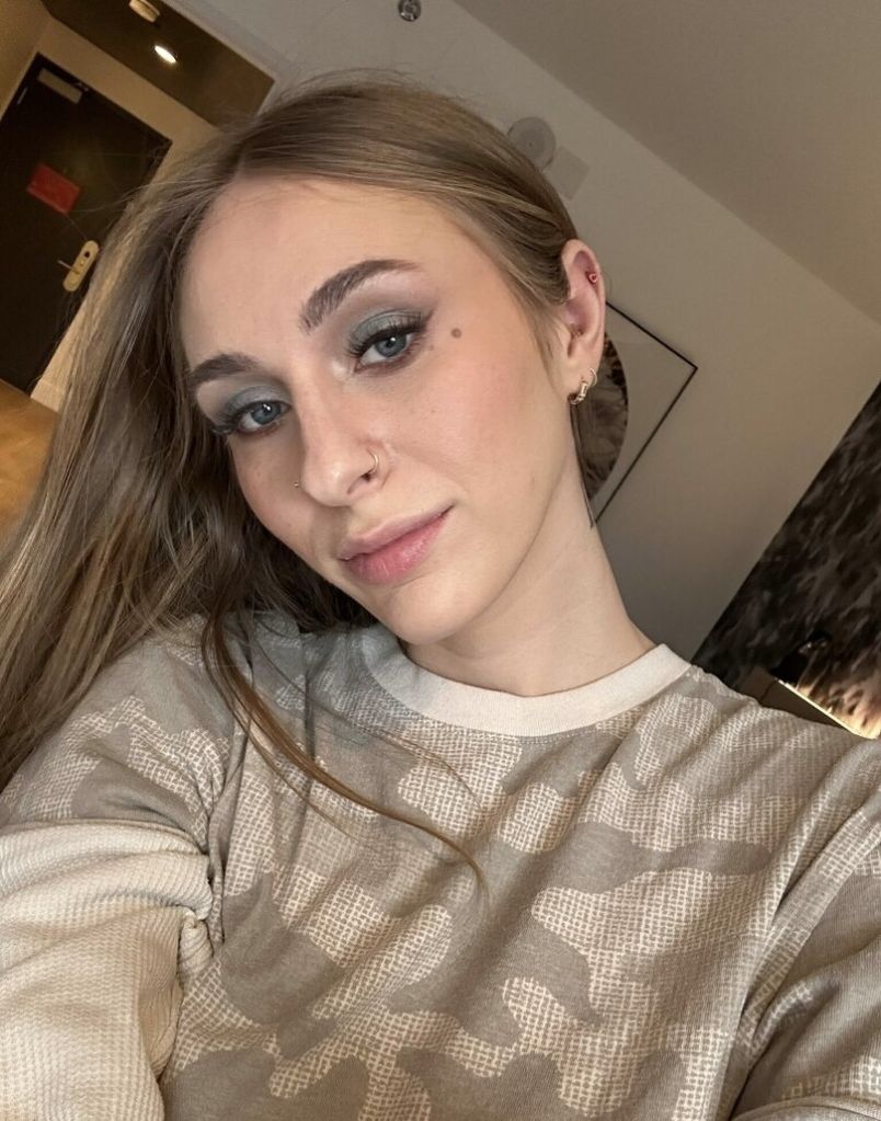 Callgirl In Town 5