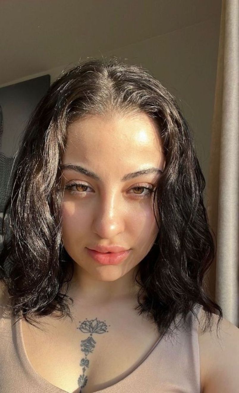 Angelina 1