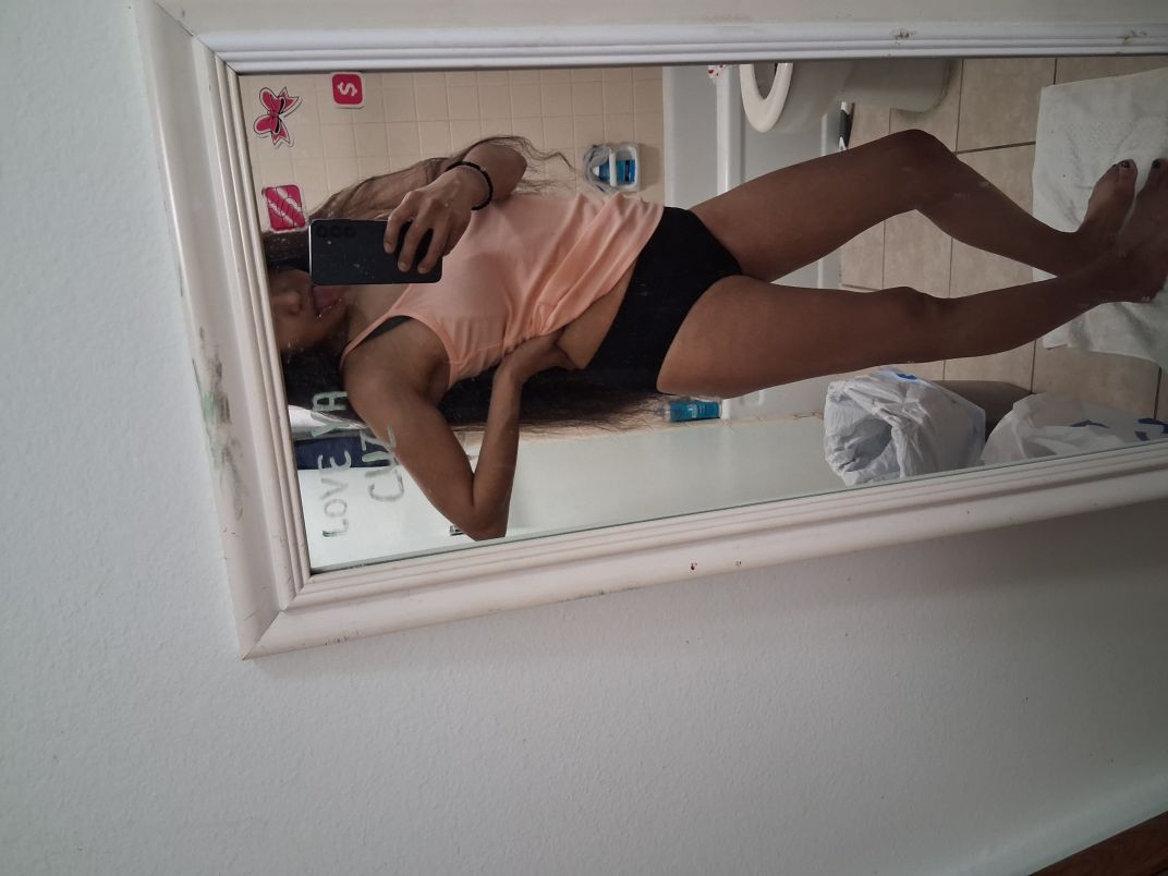 Nia 6