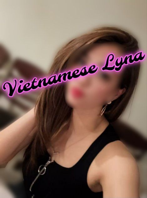 Vietnamese Lyna + Chi 1